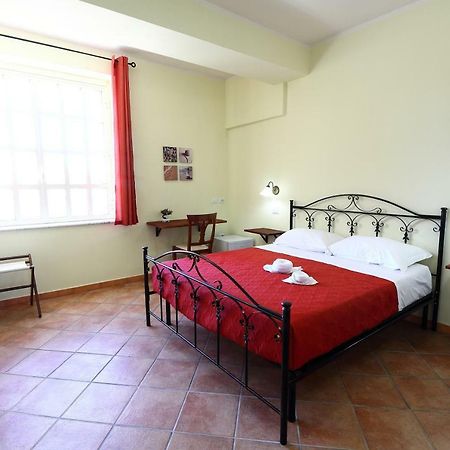 Guest House Capitan Libeccio Тропеа Екстер'єр фото