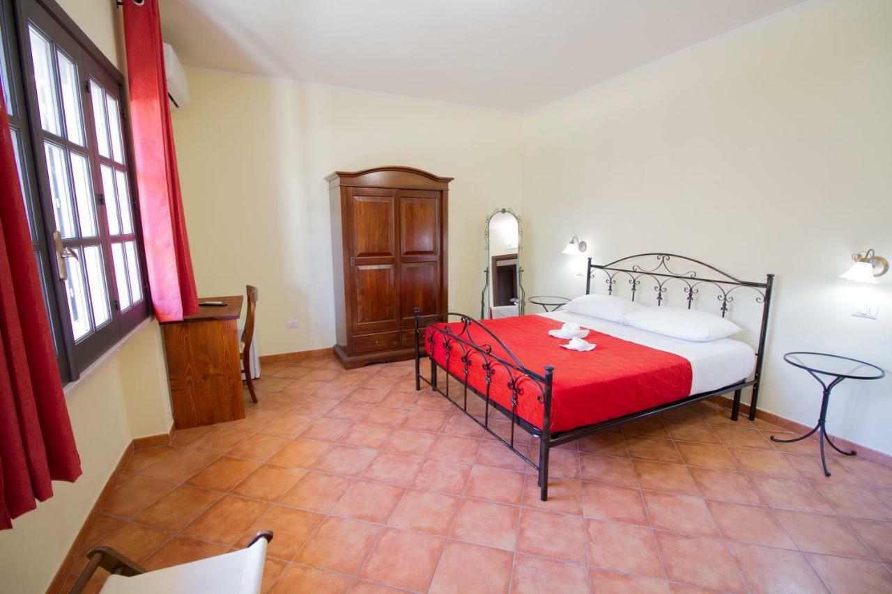 Guest House Capitan Libeccio Тропеа Екстер'єр фото